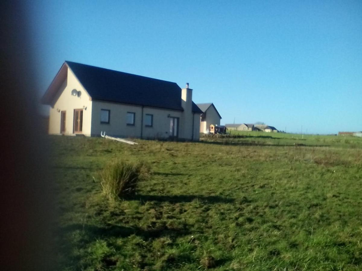 Bed and Breakfast April House Barrock Exterior foto